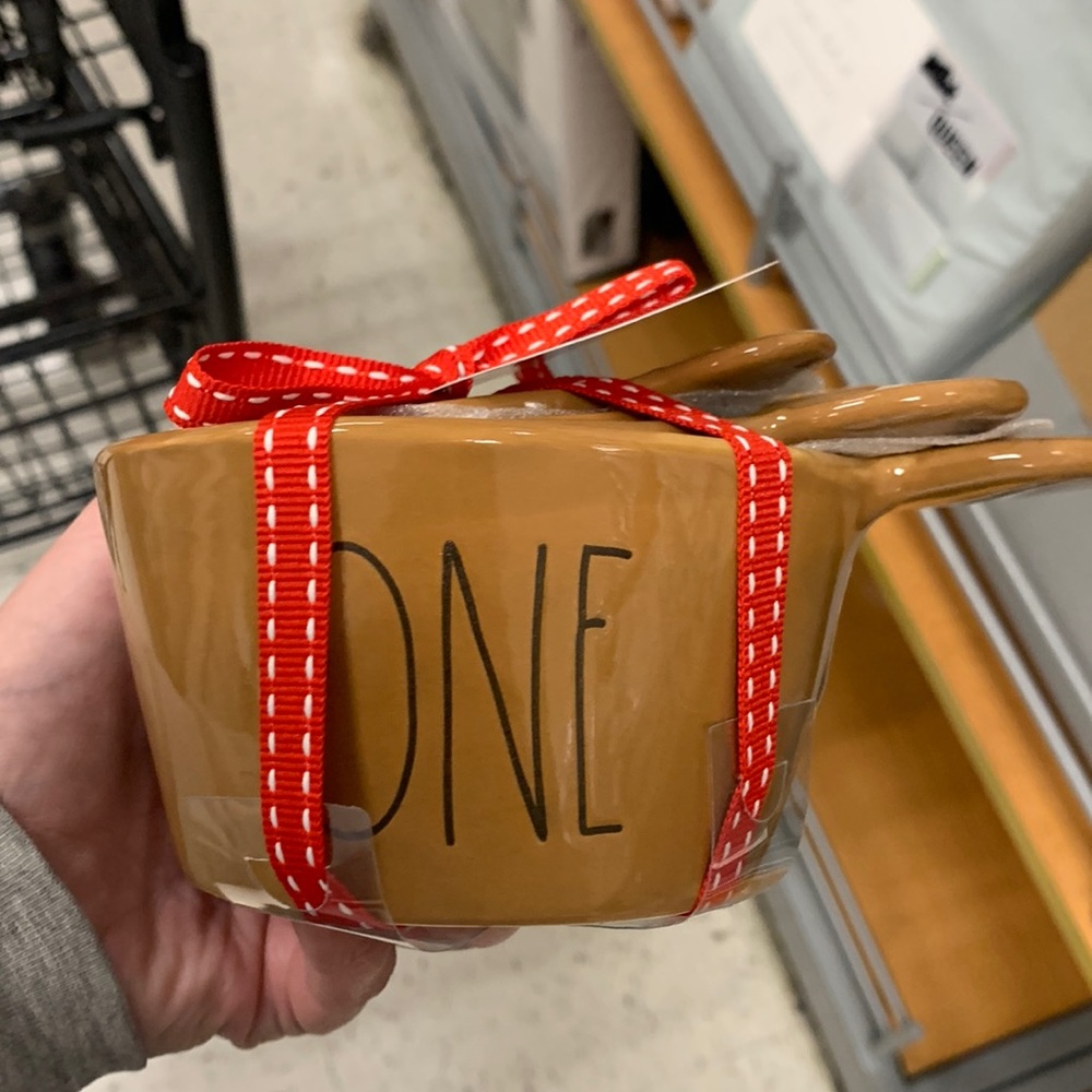 Rae Dunn Gingerbread Man Measuring Cups